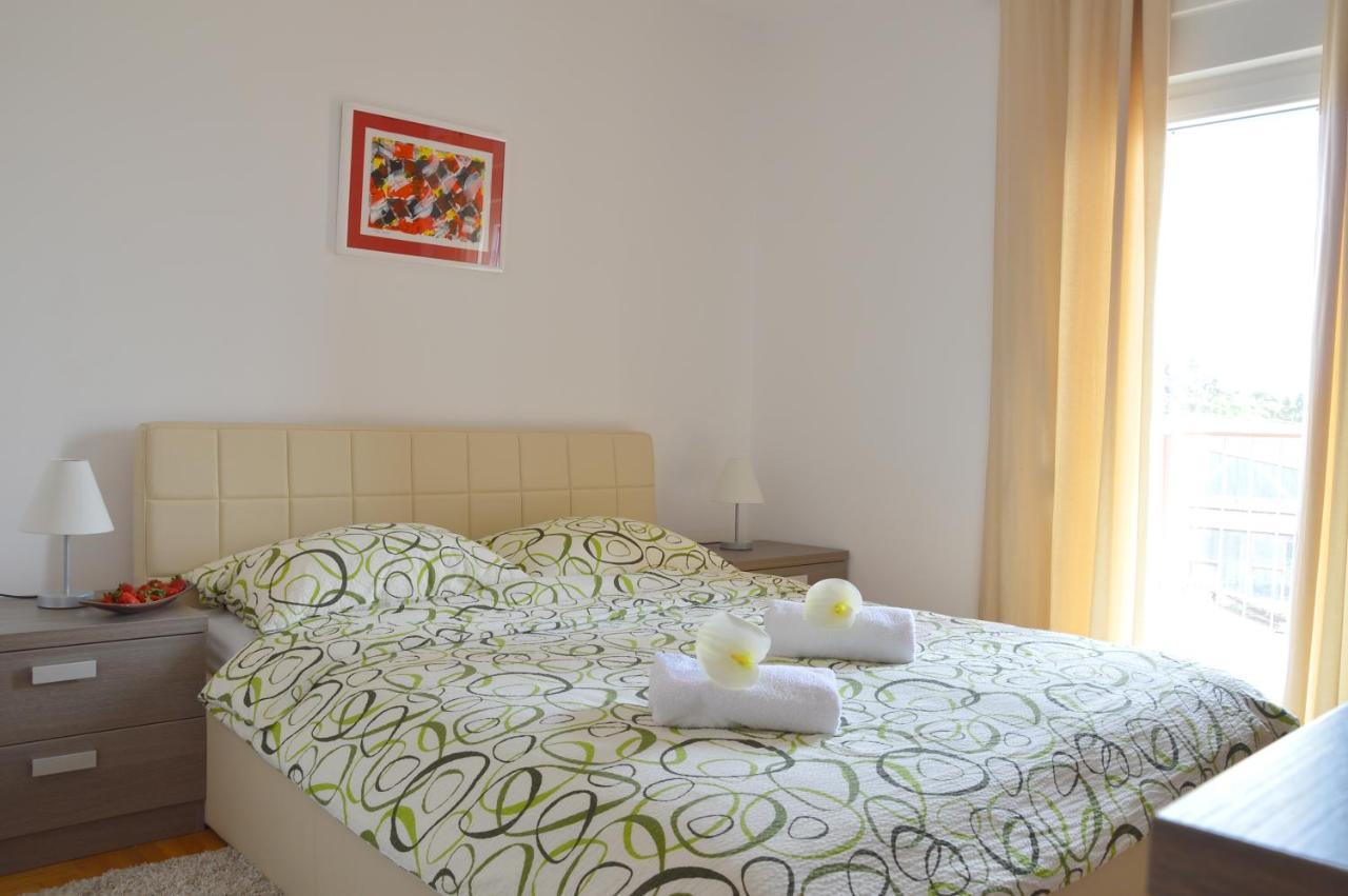 Apartment Silvija Sea View Umag Exterior foto